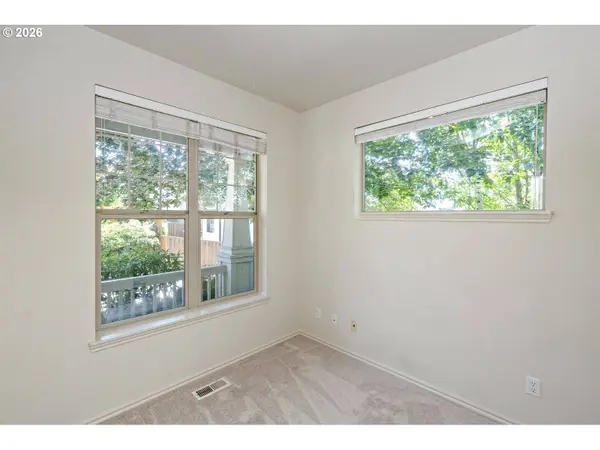 16393 SW KESSLER LN, Portland, OR 97210