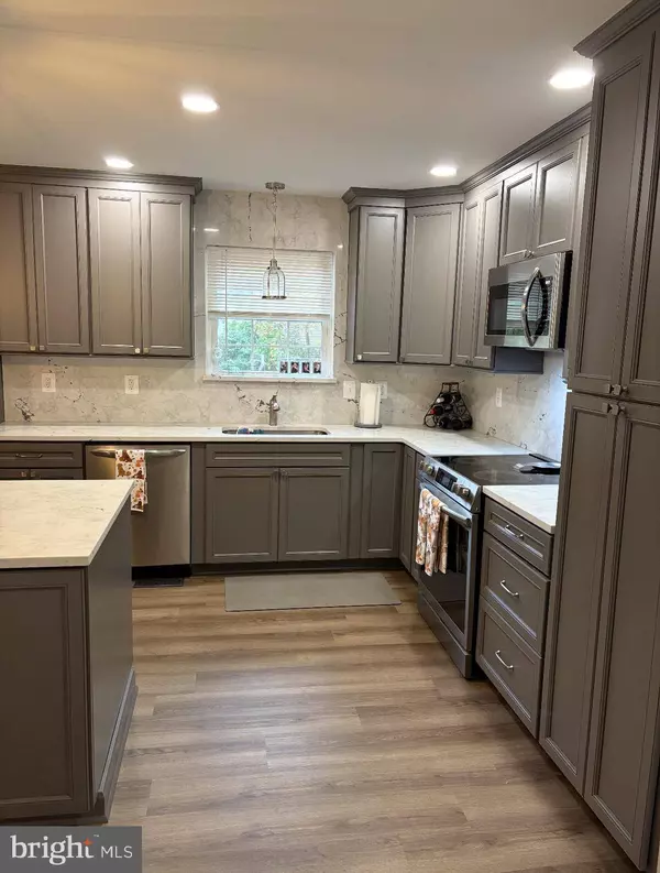 5552 CHERRY ST, St Leonard, MD 20685