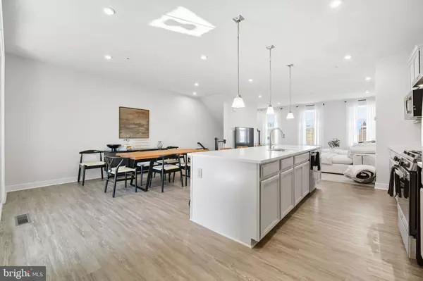 8637 SATINWOOD DR, Frederick, MD 21704