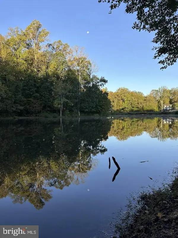 7818 LAKE SHORE DR, Owings, MD 20736
