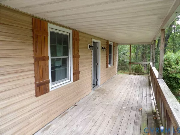 133 Redbud DR, Louisa, VA 23093