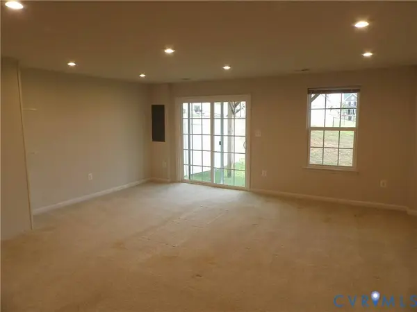 8718 Stevenson LN, Spotsylvania, VA 22553