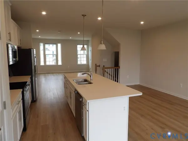 8718 Stevenson LN, Spotsylvania, VA 22553