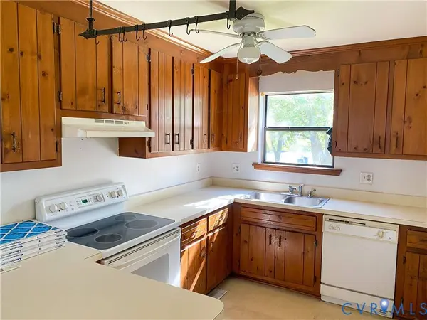 3100 S Ridge DR, Chesterfield, VA 23112