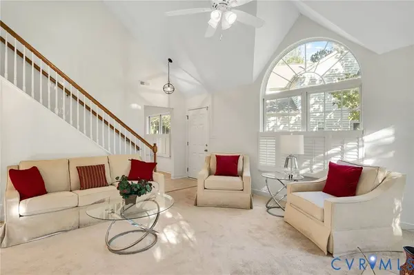 627 Hazeltine CT, Midlothian, VA 23236