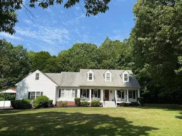 10330 Marsha Mae DR, Quinton, VA 23141