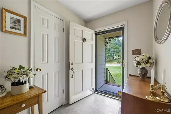 10105 Cherrywood DR, Henrico, VA 23238