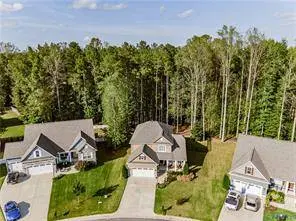 7609 Sugar Magnolia LN, Quinton, VA 23141