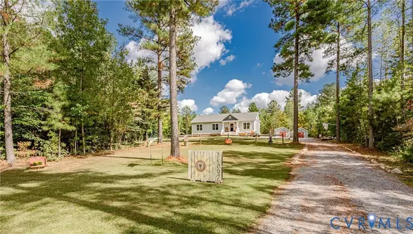 915 Manchester RD, Bumpass, VA 23024