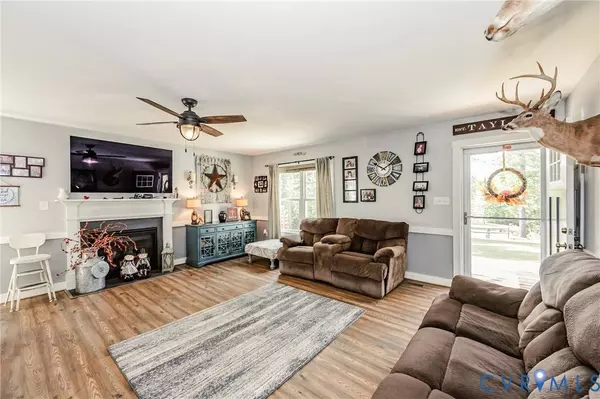 915 Manchester RD, Bumpass, VA 23024