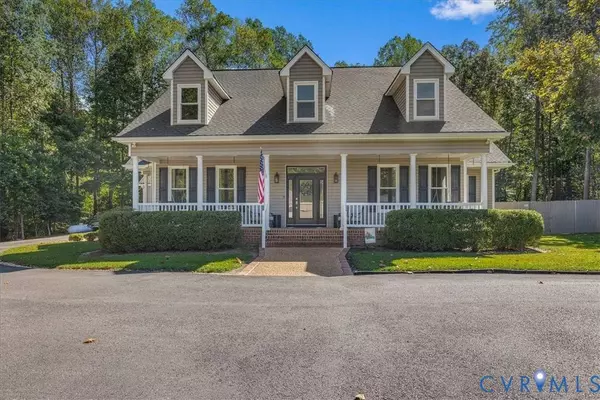 10281 Old Quarter LN, New Kent, VA 23124