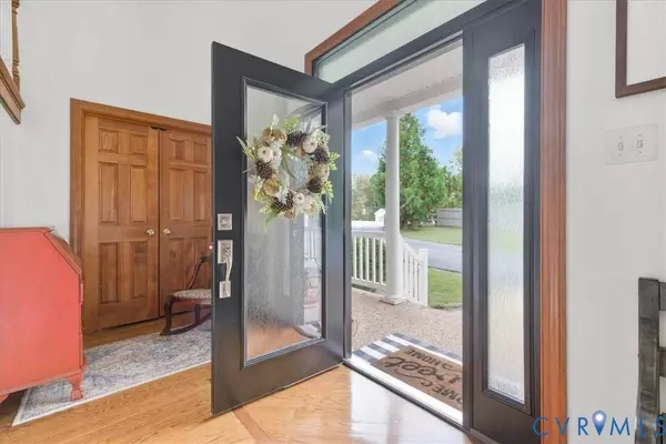 10281 Old Quarter LN, New Kent, VA 23124