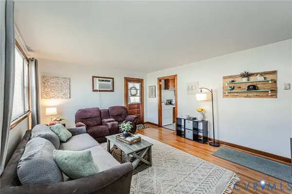 8236 Lee Davis RD, Mechanicsville, VA 23111