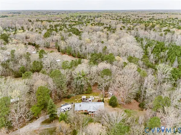 8225 Old Roxbury RD, Quinton, VA 23141