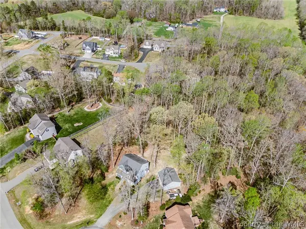 6174 Fawnlake CT, New Kent, VA 23124