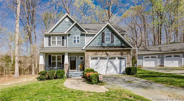 6174 Fawnlake CT, New Kent, VA 23124