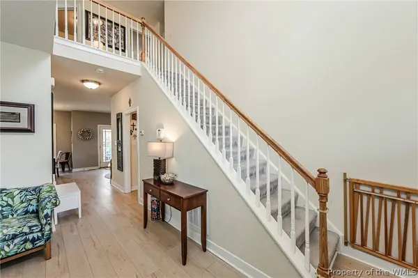 6174 Fawnlake CT, New Kent, VA 23124