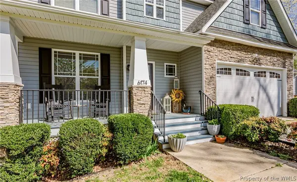 6174 Fawnlake CT, New Kent, VA 23124