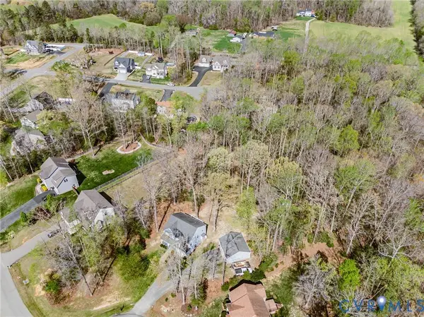 6174 Fawnlake CT, New Kent, VA 23124