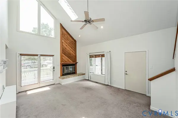 6155 Stronghold DR, Mechanicsville, VA 23111