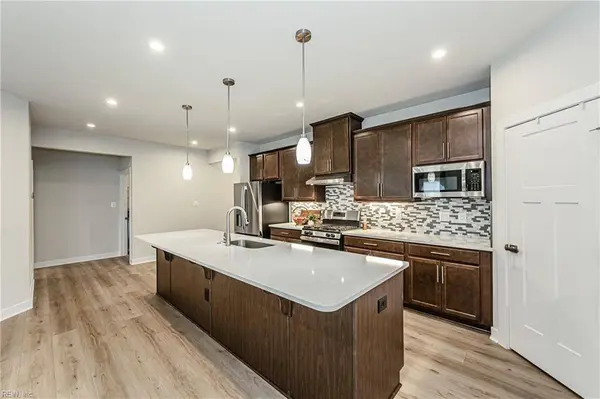 7683 Autumn Leaves LN, New Kent, VA 23124