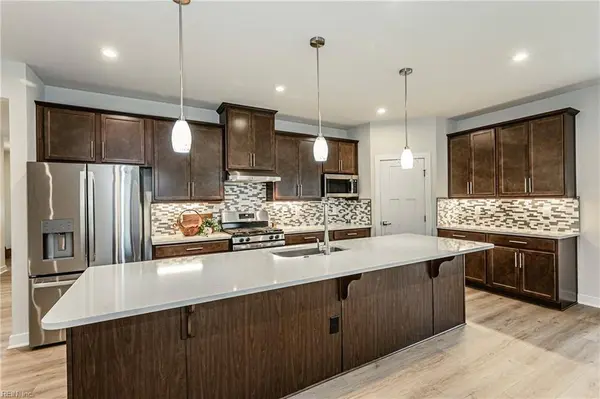 7683 Autumn Leaves LN, New Kent, VA 23124