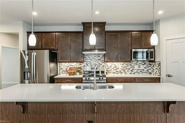 7683 Autumn Leaves LN, New Kent, VA 23124