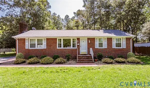 1905 Evanrude CT, Sandston, VA 23150