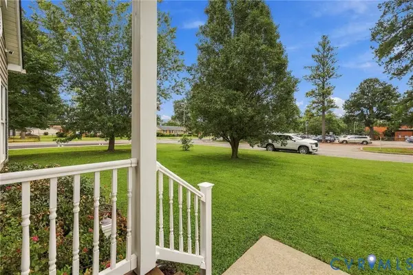 244 Huntsman RD, Sandston, VA 23150