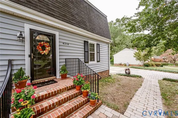 4214 Booth DR, Sandston, VA 23150