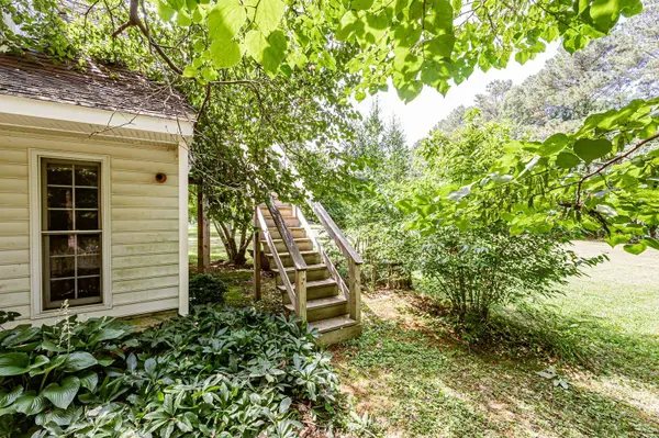 7300 Old Roxbury RD, Quinton, VA 23141