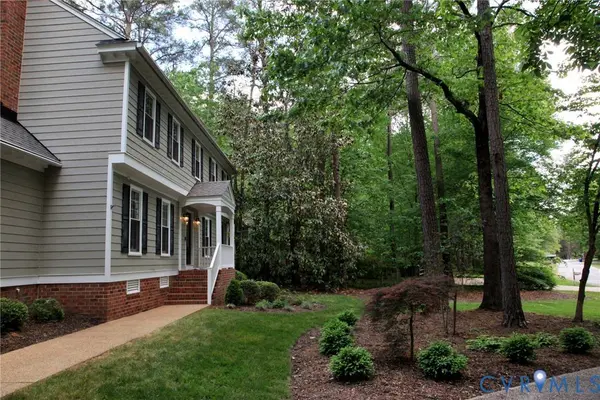 231 Hazelmere DR, Chesterfield, VA 23236