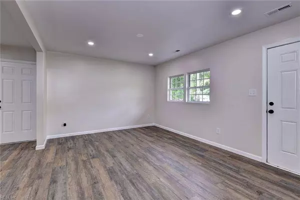 210 Walker DR, Williamsburg, VA 23188