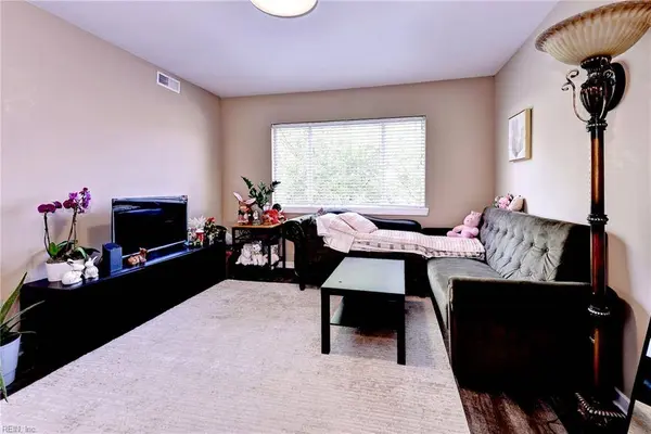 105 Lake Powell RD #C, Williamsburg, VA 23185