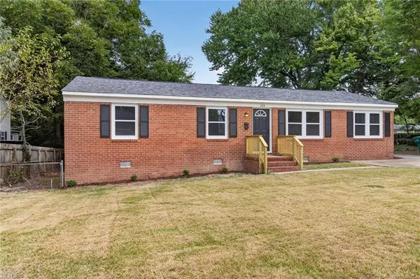 228 Colony RD, Newport News, VA 23602