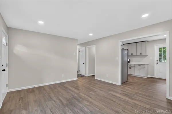 228 Colony RD, Newport News, VA 23602