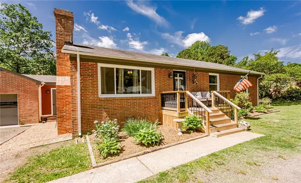 112 Cooley RD, Williamsburg, VA 23188