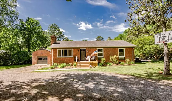 112 Cooley RD, Williamsburg, VA 23188