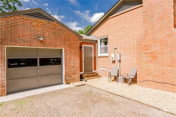 112 Cooley RD, Williamsburg, VA 23188