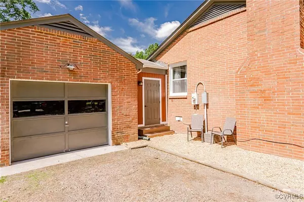 112 Cooley RD, Williamsburg, VA 23188