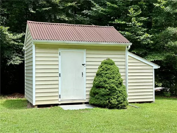 10951 Cosby Mill RD, Quinton, VA 23141