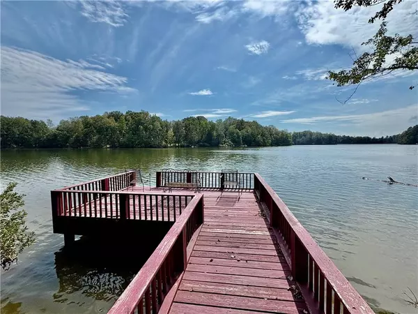 7262 Lakeshore DR, Quinton, VA 23141