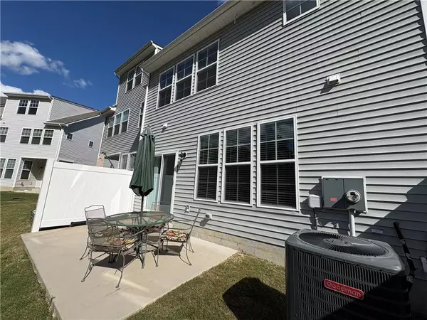 7710 Leeds Castle LN, New Kent, VA 23124