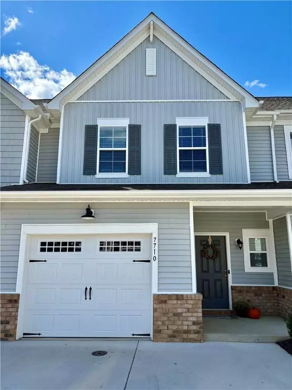 7710 Leeds Castle LN, New Kent, VA 23124