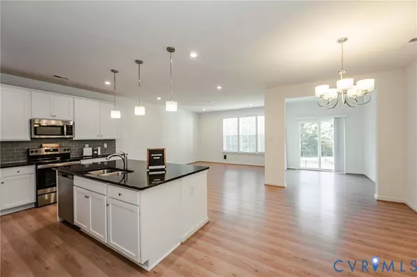 7710 Leeds Castle LN, New Kent, VA 23124