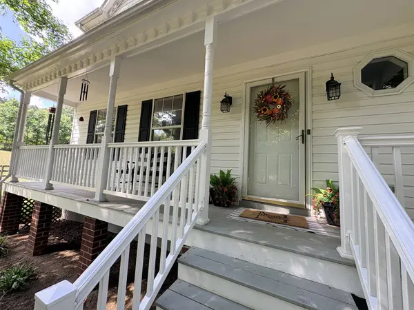 6315 Farmers DR, Barhamsville, VA 23011