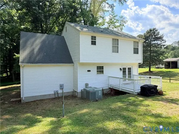 6315 Farmers DR, Barhamsville, VA 23011