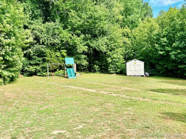 8425 Sparks TER, Quinton, VA 23141