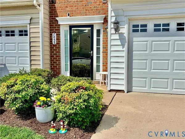 7455 Washington Arch DR, Mechanicsville, VA 23111