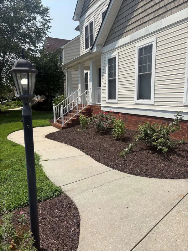 2938 Patriots Landing DR, Quinton, VA 23141